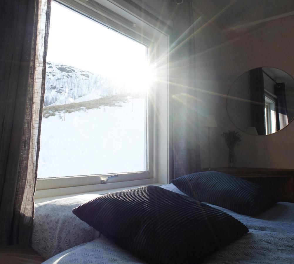 Vacation Home In Fjordgard With Views Of Segla And The Fjord Dış mekan fotoğraf