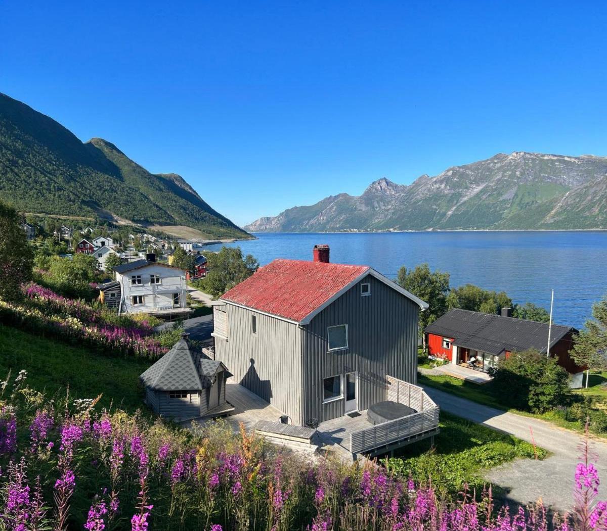 Vacation Home In Fjordgard With Views Of Segla And The Fjord Dış mekan fotoğraf