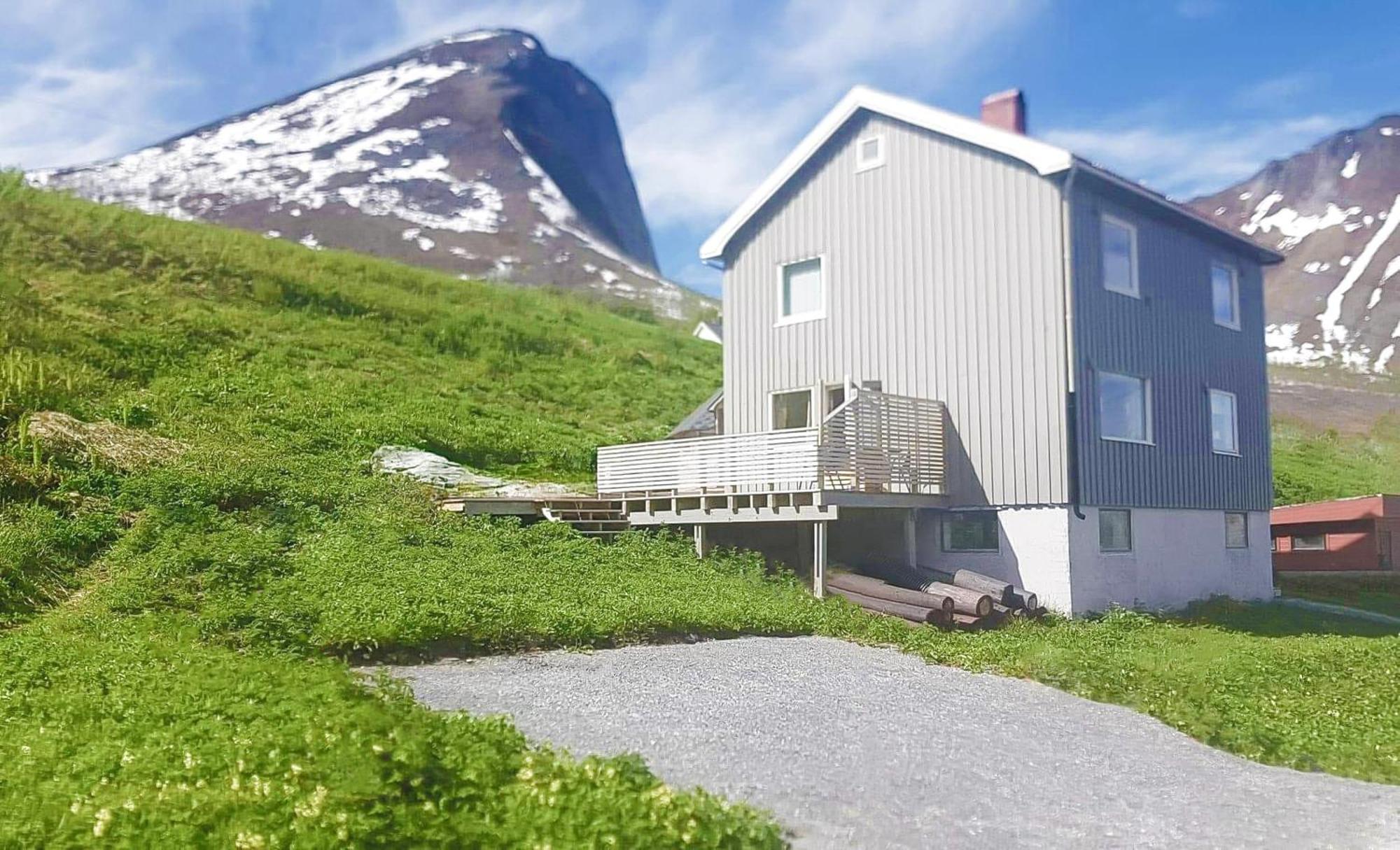 Vacation Home In Fjordgard With Views Of Segla And The Fjord Dış mekan fotoğraf